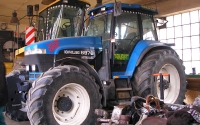 Traktor FORD 8970