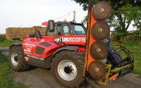 Manitou 735 LSU agregace ořezové  pily